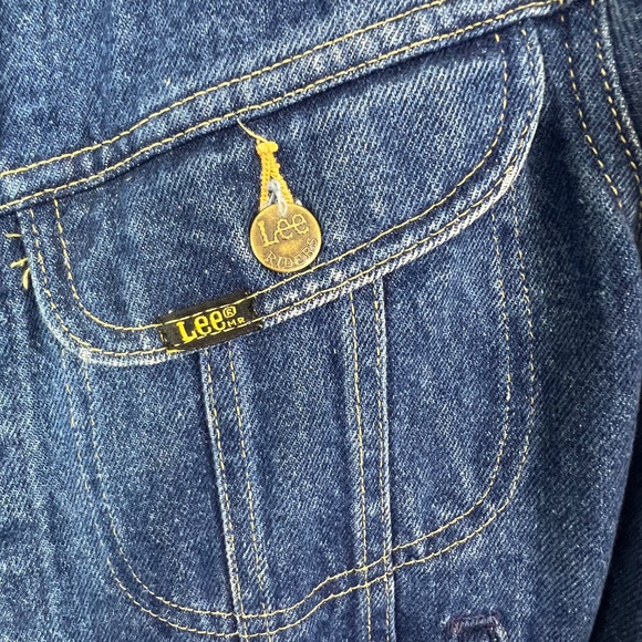 VINTAGE |•LEE•| Blue Denim Trucker Jean Jacket Size 36R - Picture 3 of 8